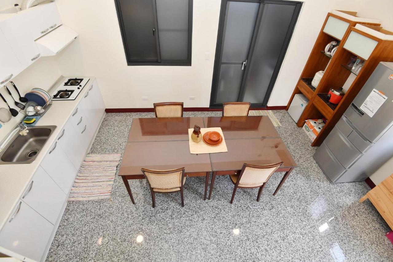 Corner No.56 Guest House Hengchun Exterior photo
